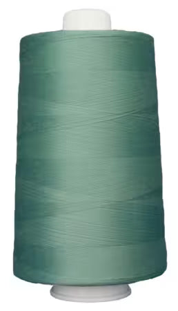 Omni Polyester Thread 40wt 6000yd Beach Grass