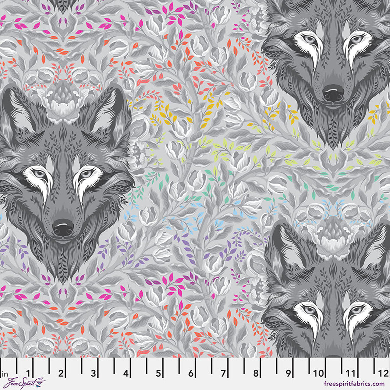 Tula Pink Graywork Wolf of Pink Street - Fog